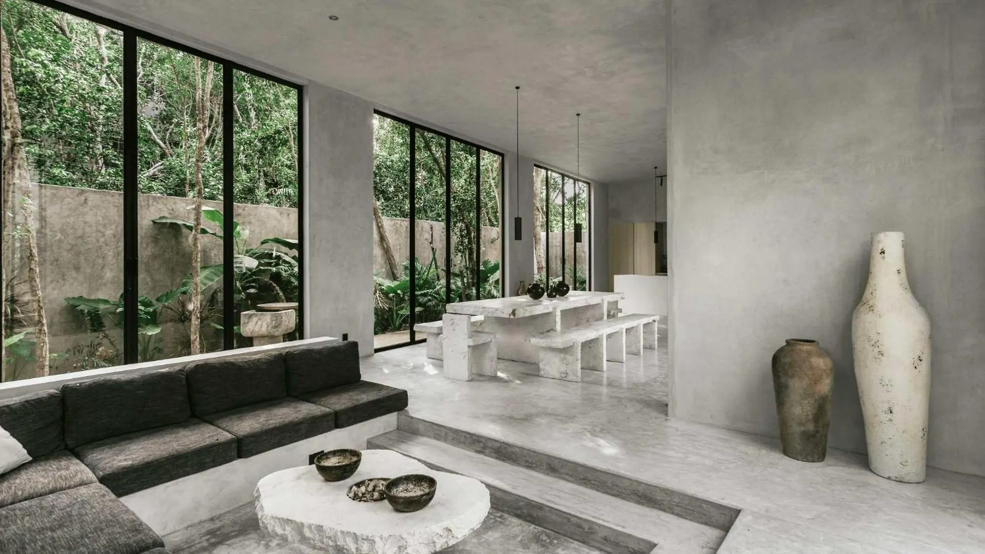 Tulum'S Famous Minimalist Palace Mexiko